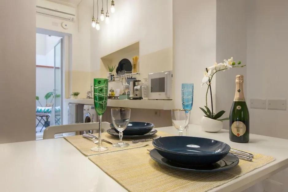 Piazza Martiri Flat Lejlighed Cagliari Eksteriør billede