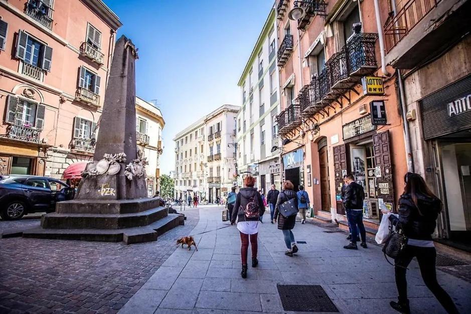 Piazza Martiri Flat Lejlighed Cagliari Eksteriør billede